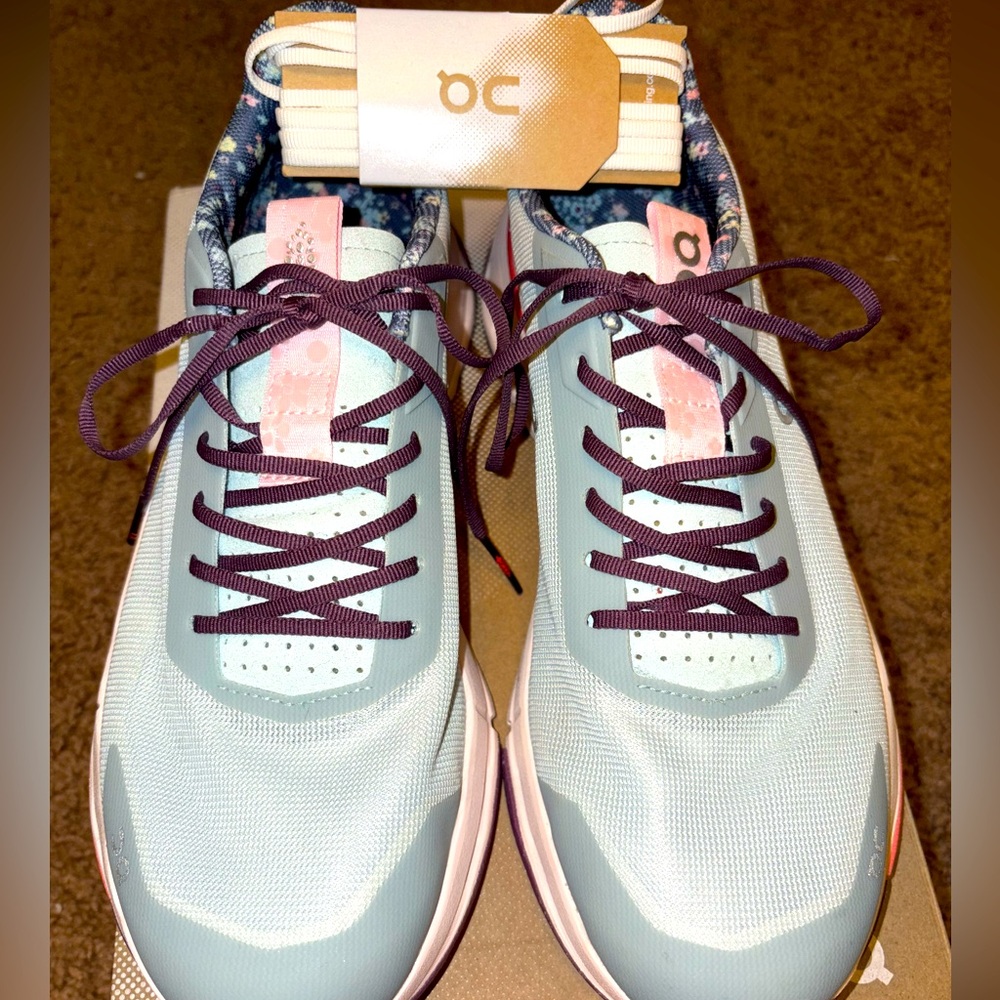 FP Movement x On Cloudnova Form 2 Sneakers US 9